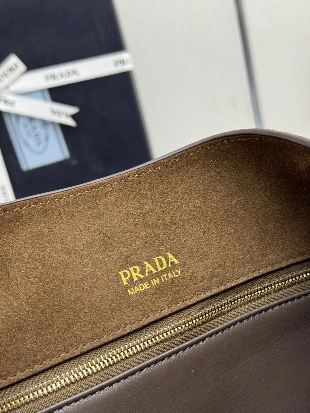 Etude Suede Shoulder Bag D91011223 — view 9