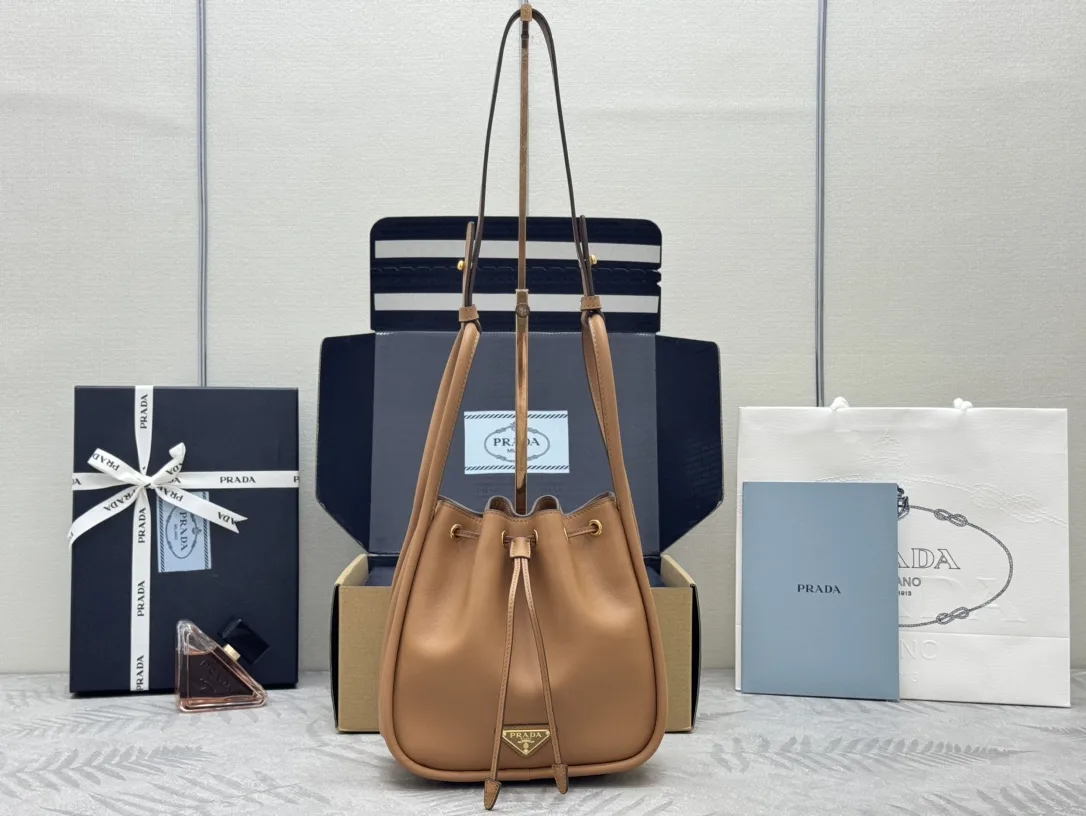 Leather Drawstring Bucket Bag D89011236