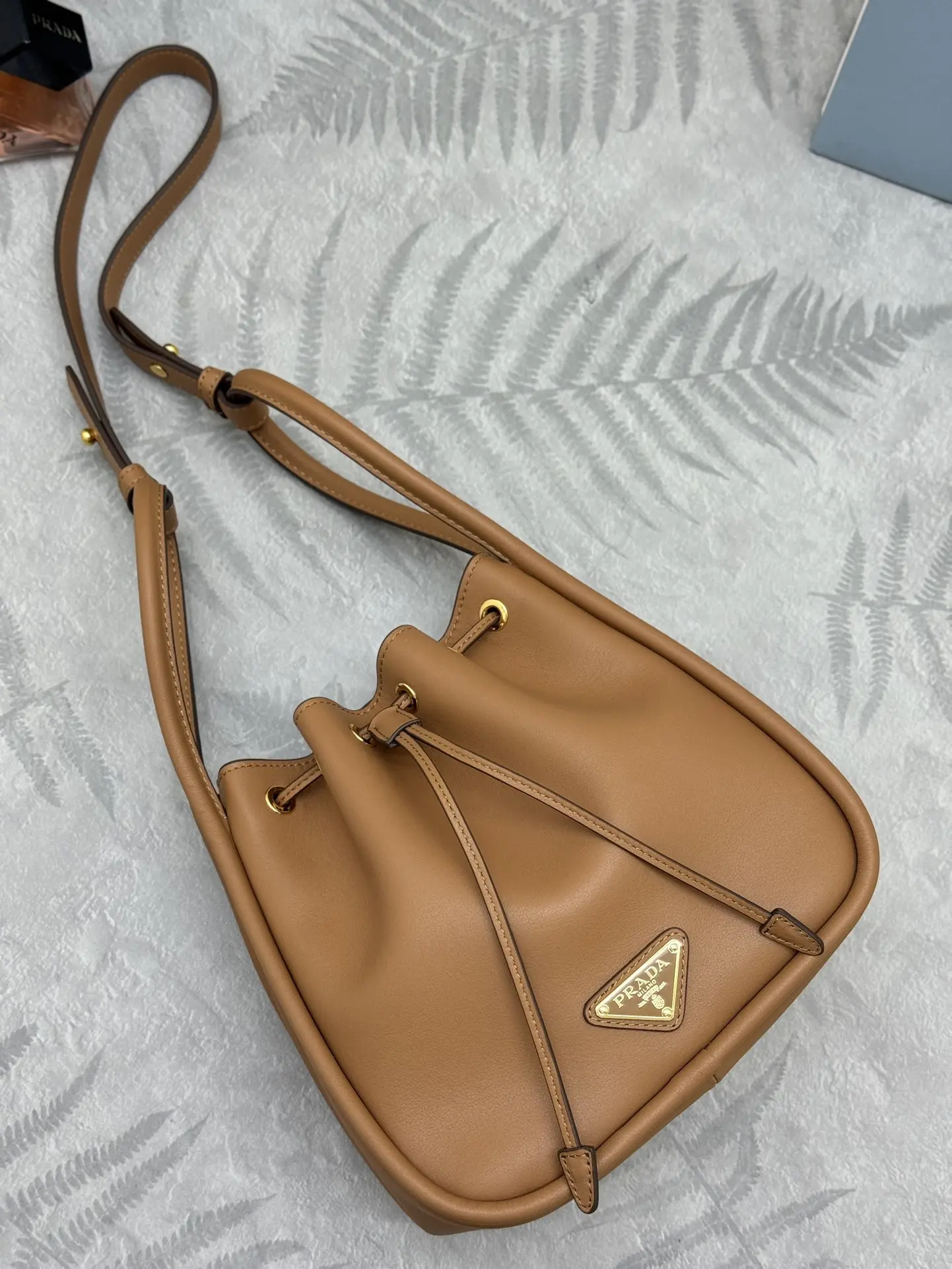 Leather Drawstring Bucket Bag D89011236 — view 5