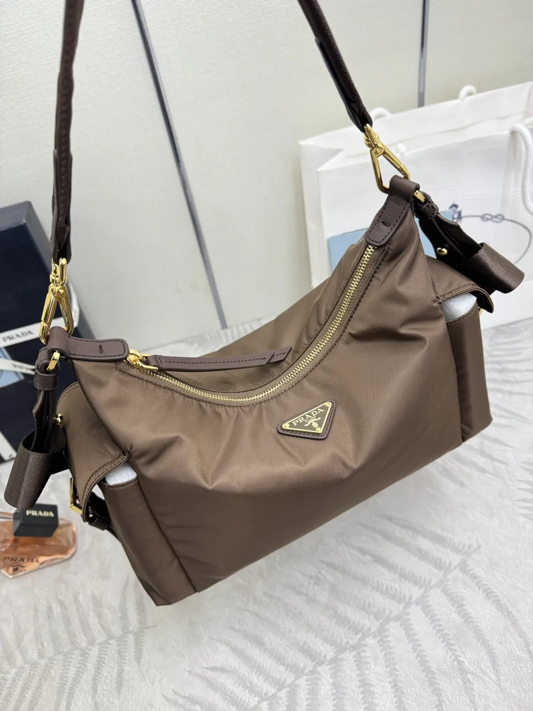 Re-Nylon and Leather Shoulder Bag D70011242 — view 3