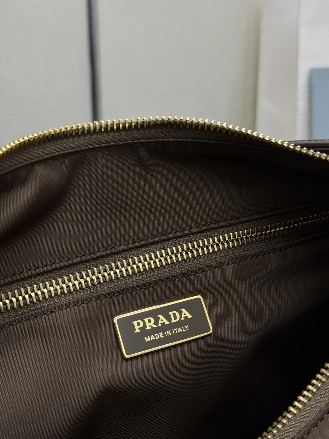 Re-Nylon and Leather Shoulder Bag D70011242 — view 9