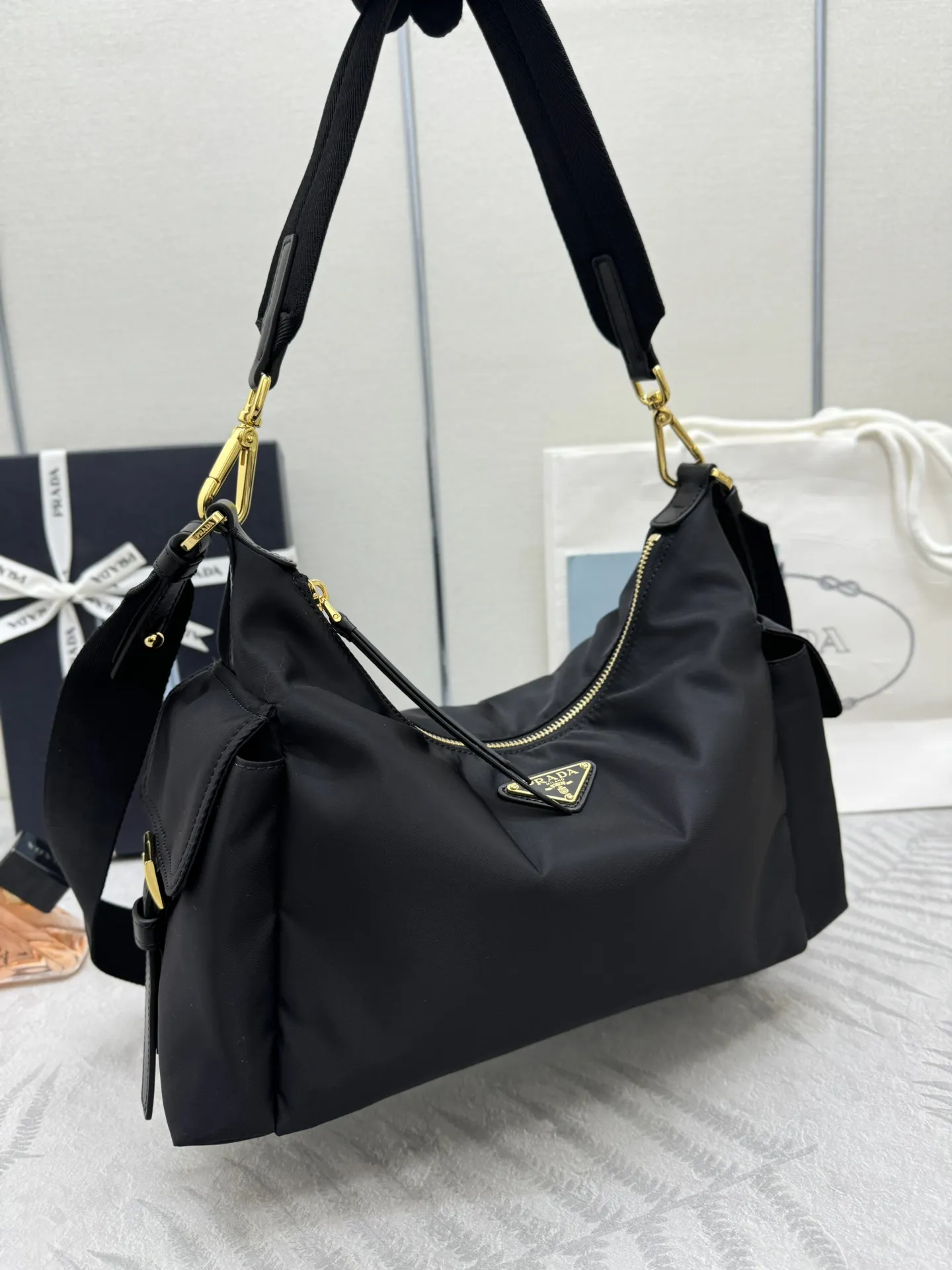 Re-Nylon and Leather Shoulder Bag D70011243 — view 3