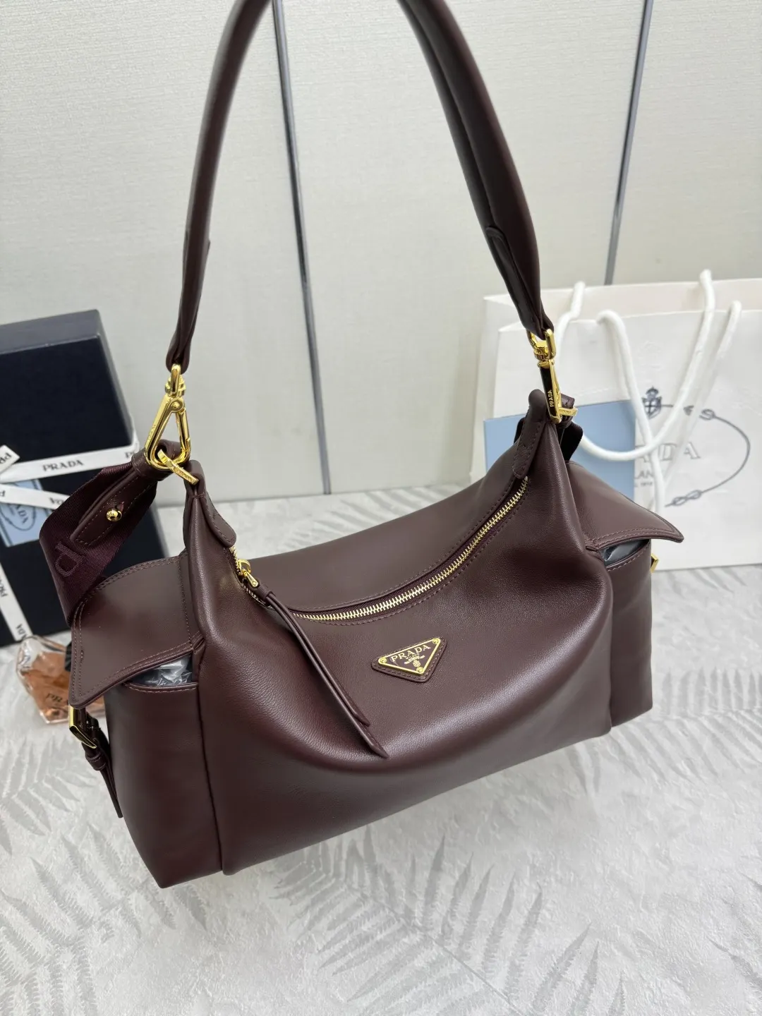 Prada Lambskin Shoulder Bag D99011030 — view 3