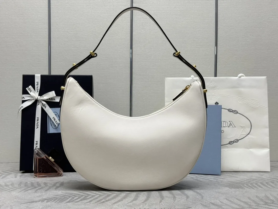 Moon Large Hobo Shoulder Bag D89011249 — view 2