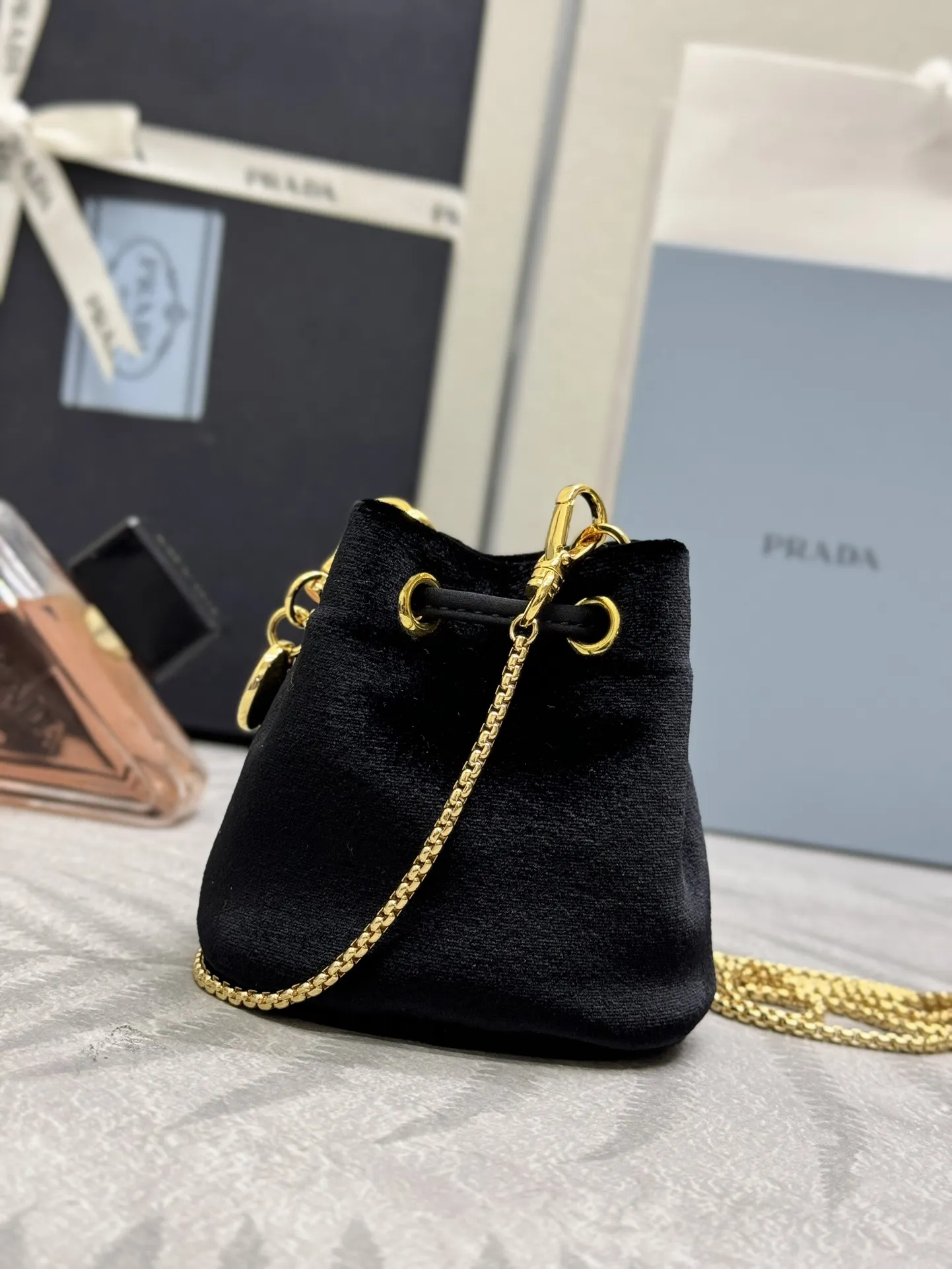 Velvet Mini Bucket Bag D68011253 — view 5