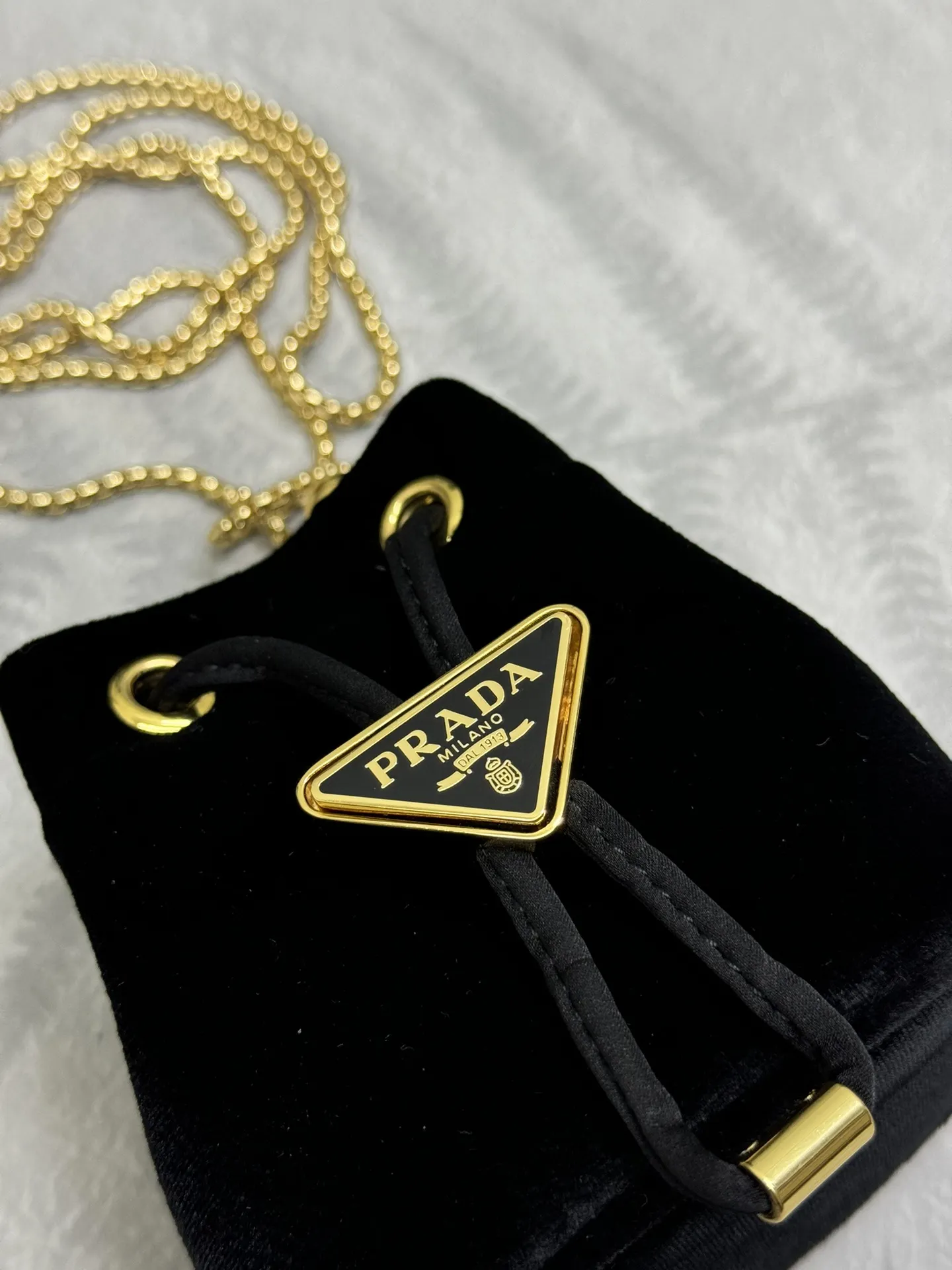 Velvet Mini Bucket Bag D68011253 — view 8