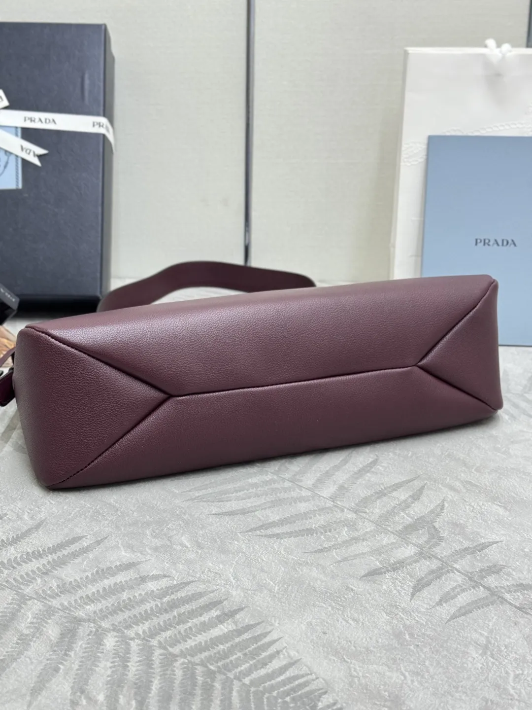 Aimee Hobo Shoulder Bag in Grained Leather D107011257 — view 5