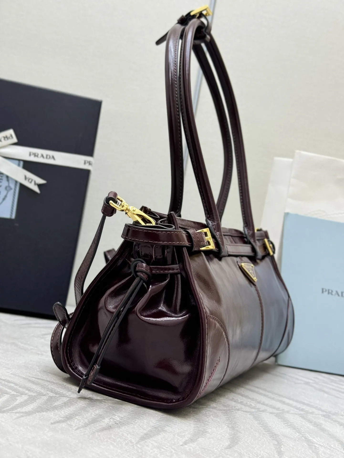 Soft Lux Leather Top-Handle Crossbody Bag D105011266 — view 4