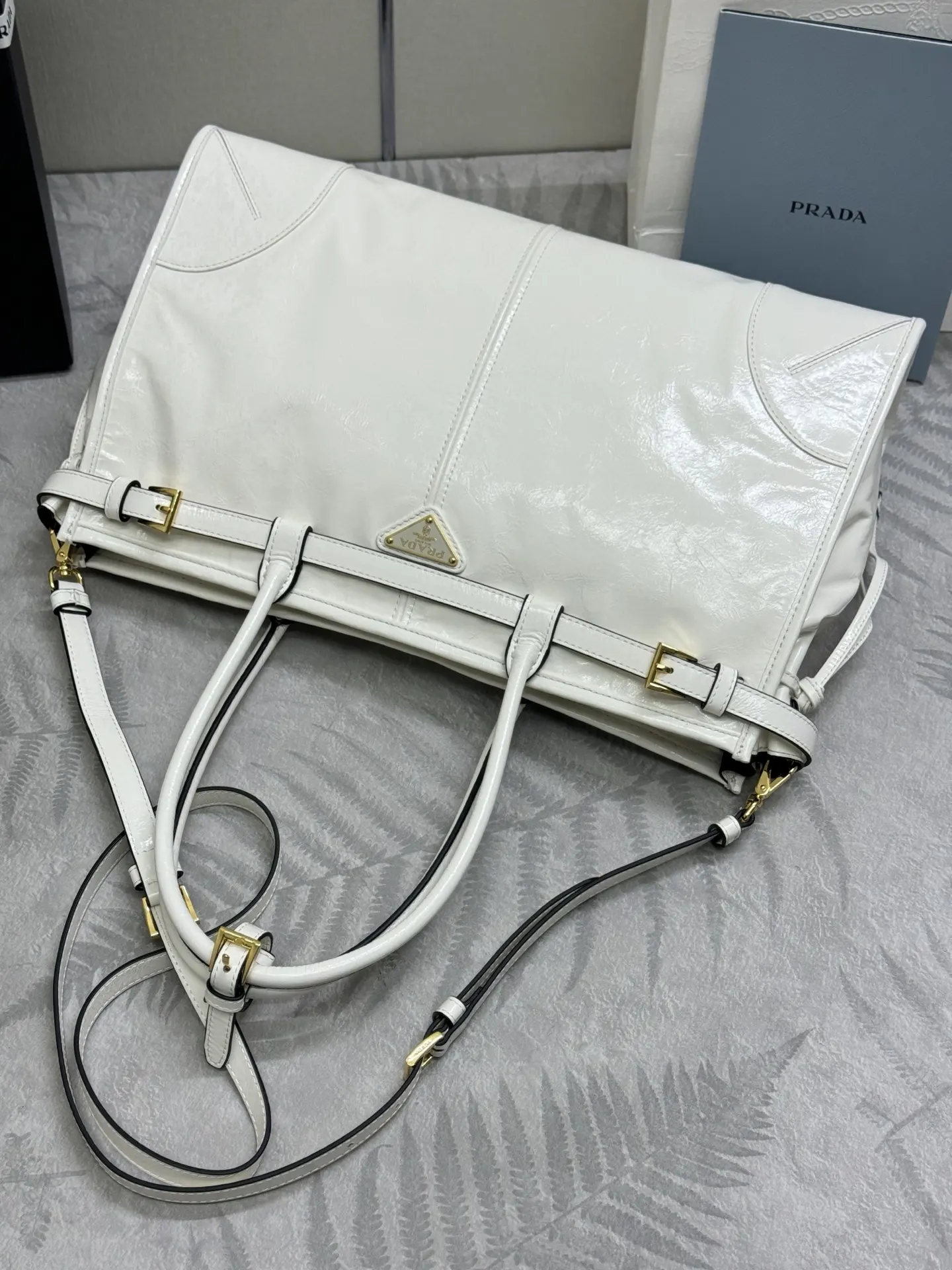 Soft Lux Leather Top-Handle Crossbody Bag D115011272 — view 5