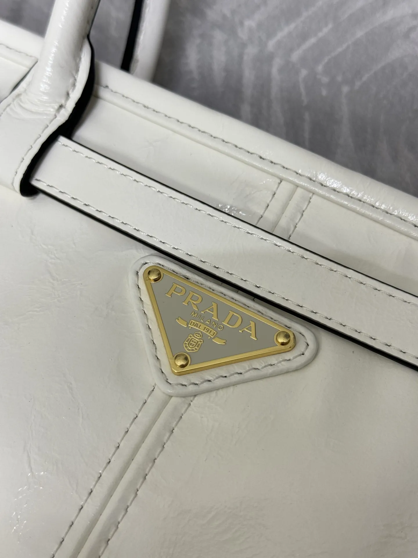 Soft Lux Leather Top-Handle Crossbody Bag D115011272 — view 7