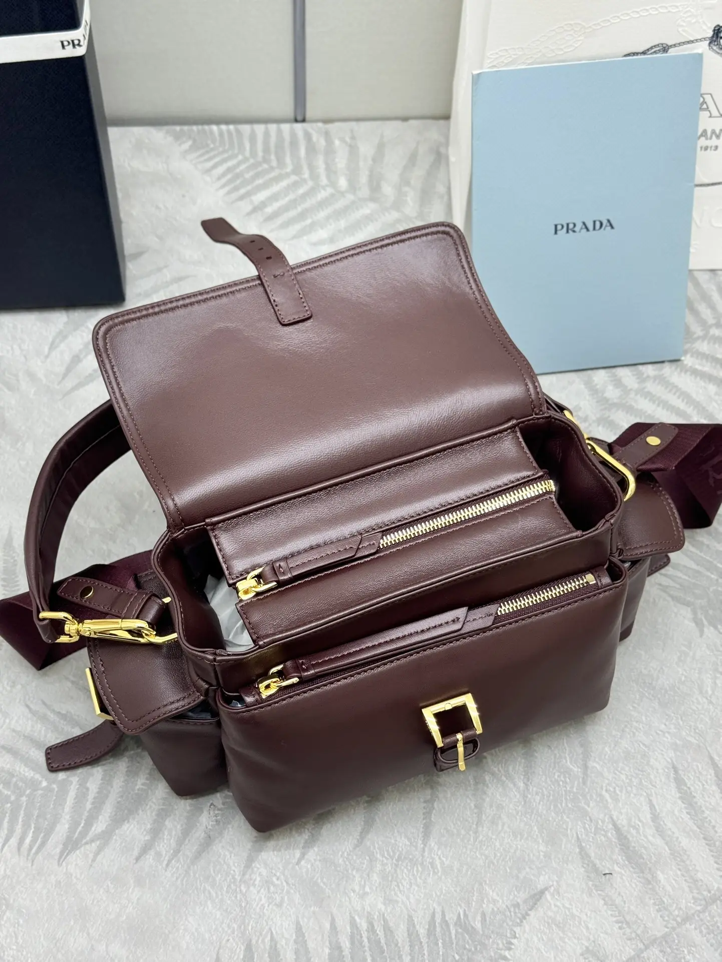 Lambskin Messenger Bag in Burgundy D99011290 — view 6