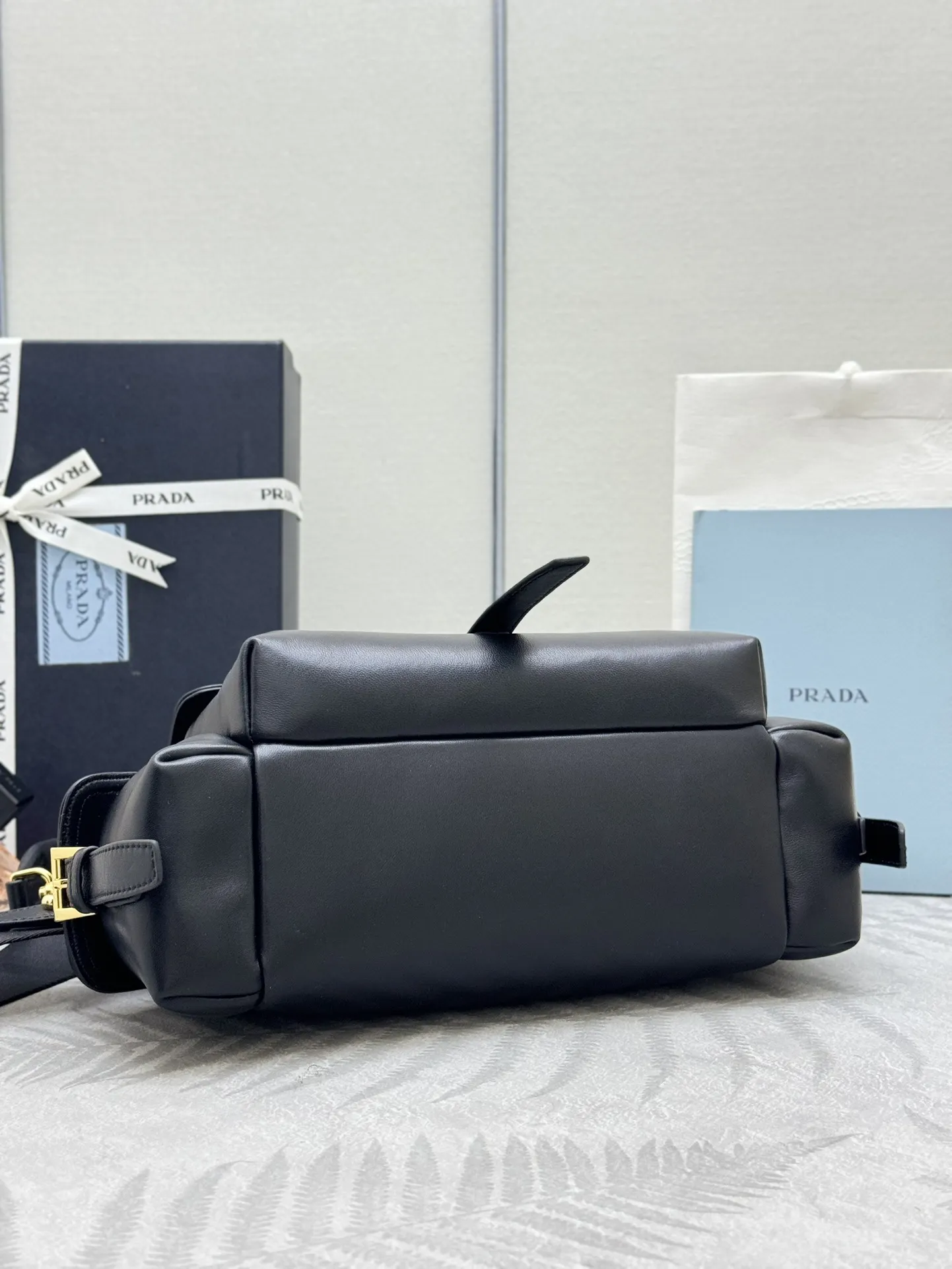 Lambskin Messenger Bag with Enamel Logo D99011291 — view 5