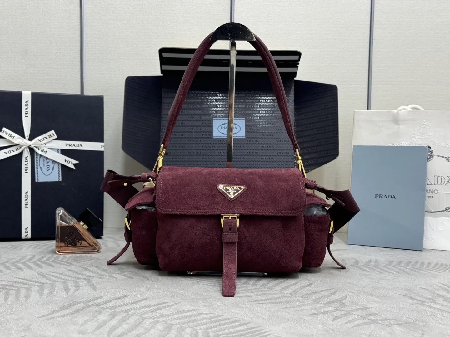 Suede Multi-Pocket Shoulder Bag D99011292