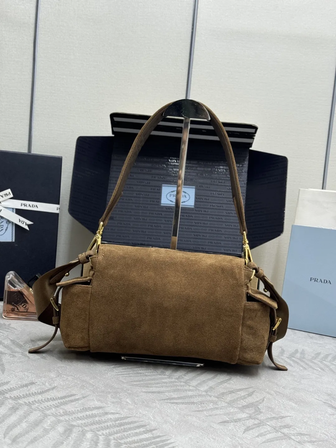 Suede Flap Shoulder Bag D99011012 — view 2