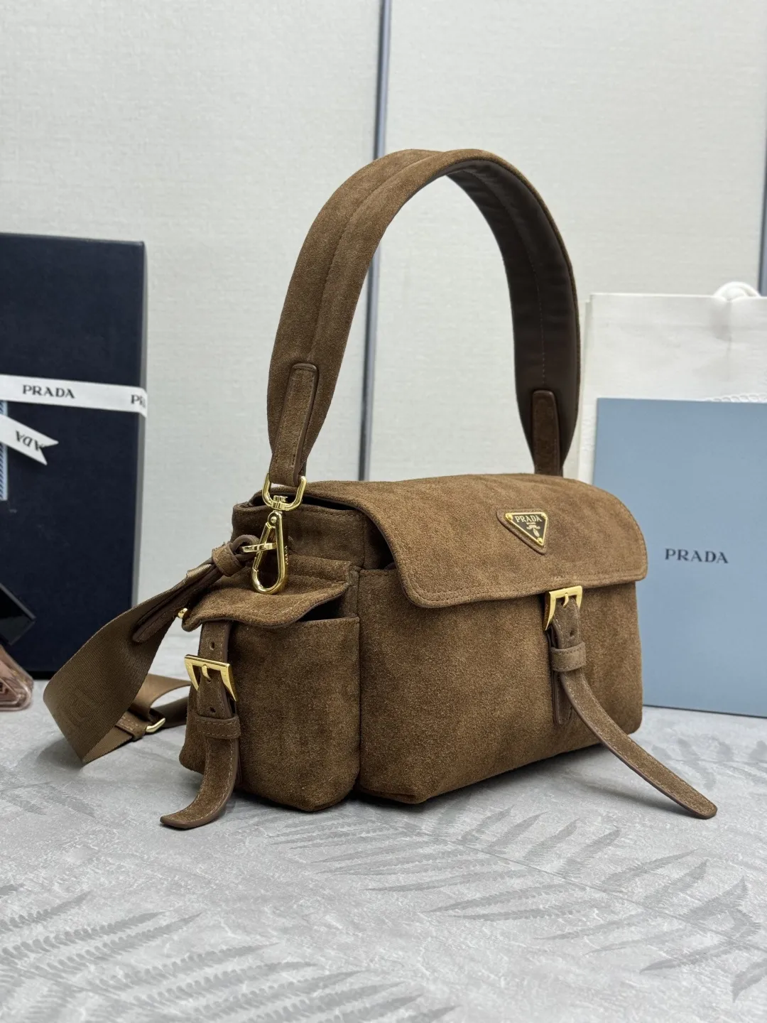 Suede Flap Shoulder Bag D99011012 — view 3