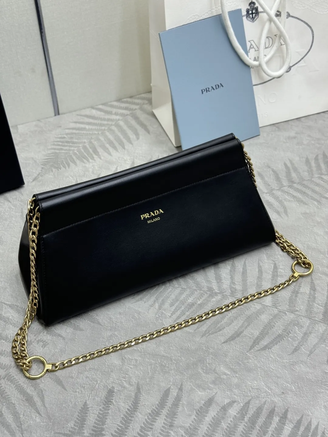 Prada Enchaîné Chain-Strap Shoulder Bag D94011295 — view 3