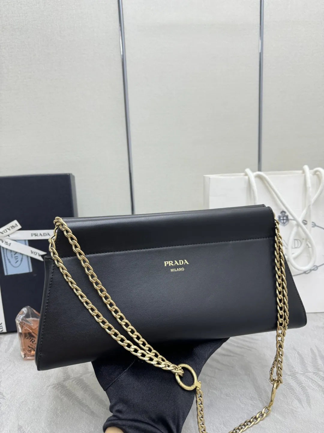 Prada Enchaîné Chain-Strap Shoulder Bag D94011295 — view 6