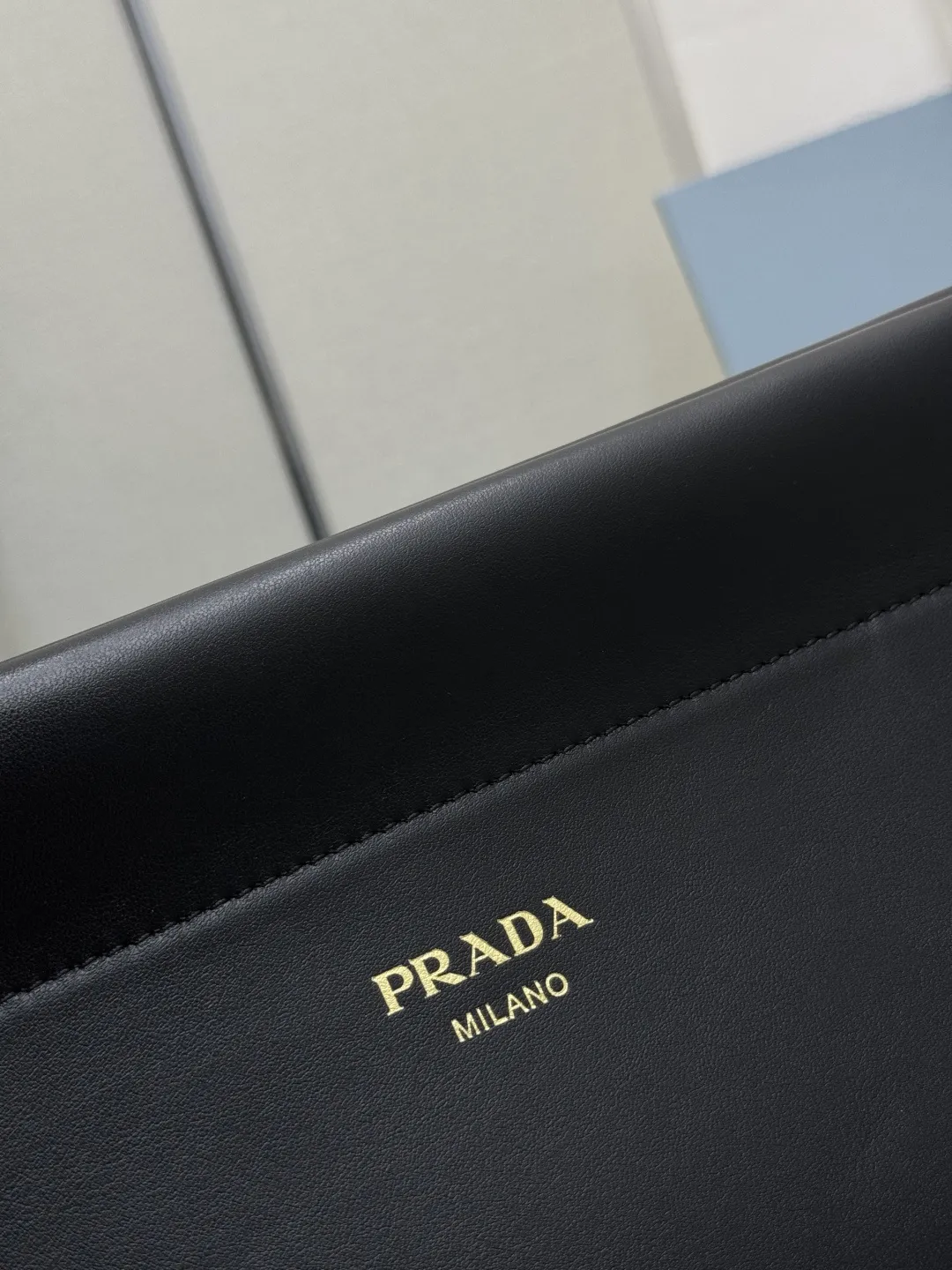 Prada Enchaîné Chain-Strap Shoulder Bag D94011295 — view 7