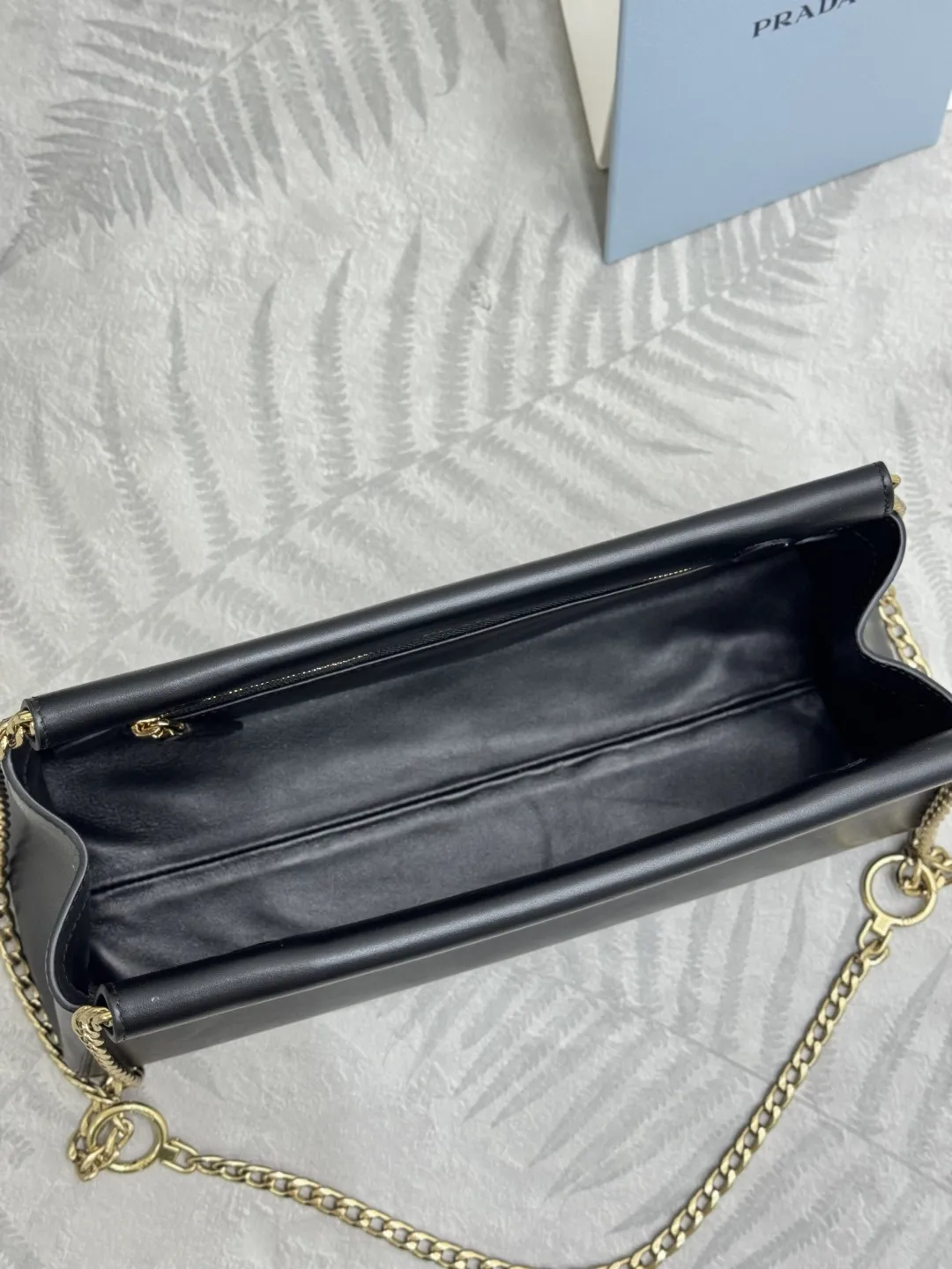 Prada Enchaîné Chain-Strap Shoulder Bag D94011295 — view 8
