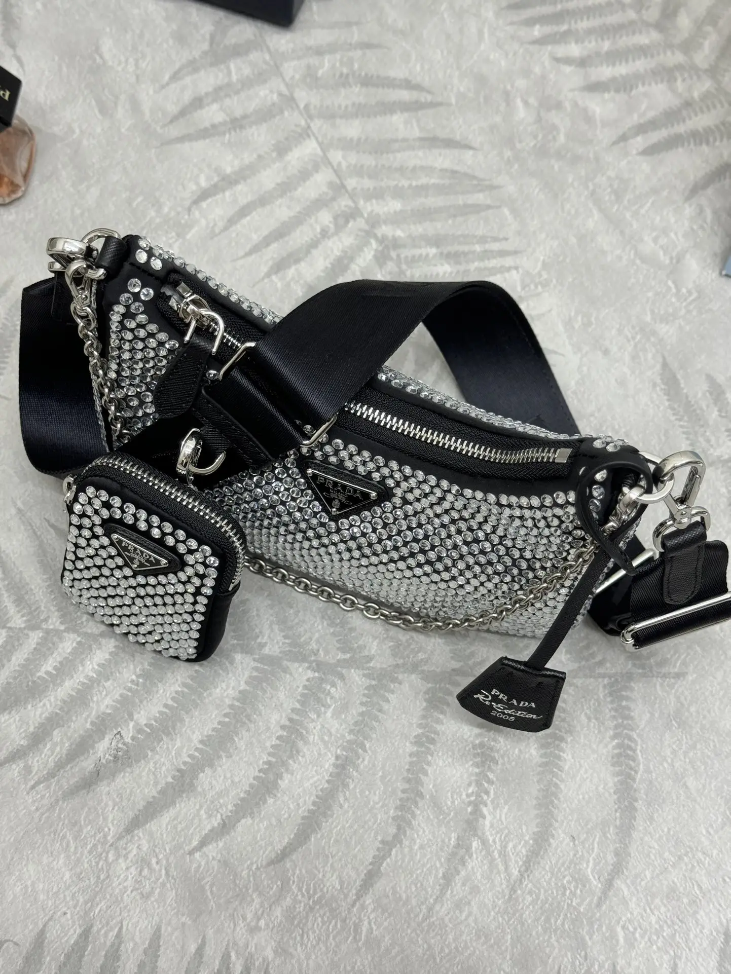 Re-Edition 2005 Crystal-Embellished Shoulder Bag D84011297 — view 3