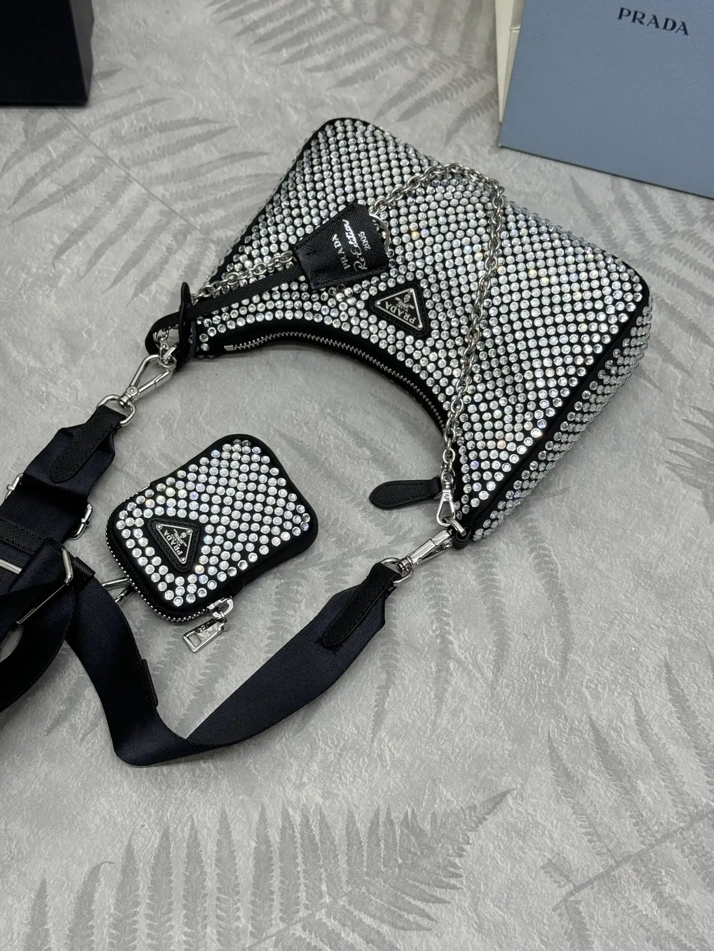 Re-Edition 2005 Crystal-Embellished Shoulder Bag D84011297 — view 6