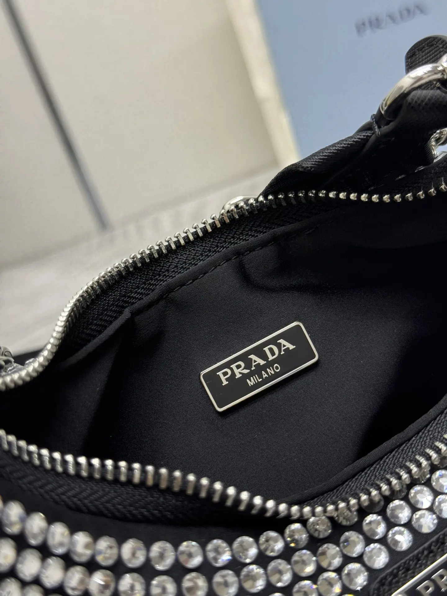 Re-Edition 2005 Crystal-Embellished Shoulder Bag D84011297 — view 9