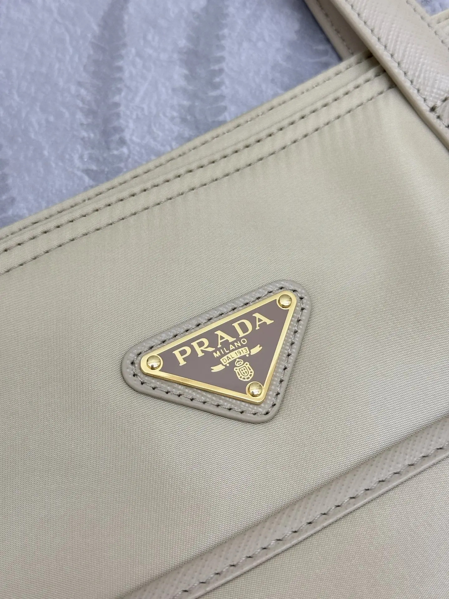 Nylon Tote Bag with Front Pocket D67011298 — view 6