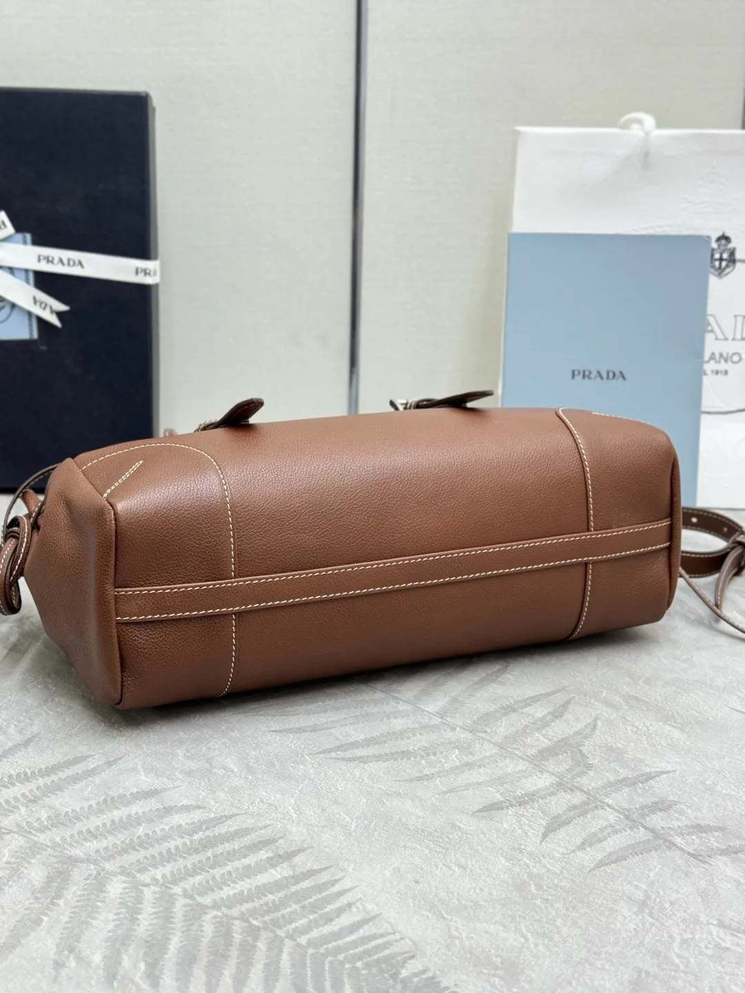 Vintage Leather Top-Handle Bag D106011024 — view 5