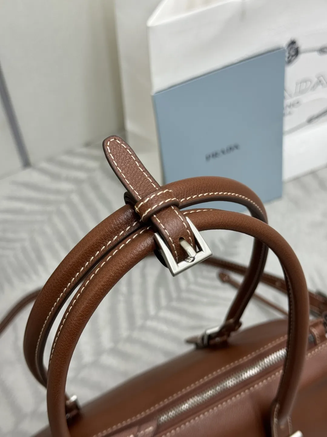 Vintage Leather Top-Handle Bag D106011024 — view 6