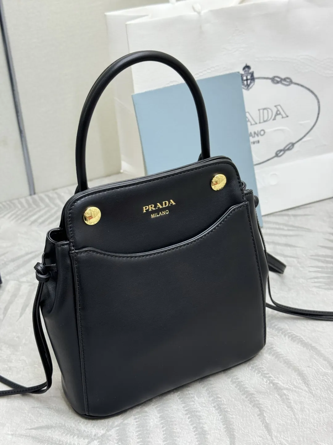 Prada Carry Leather Top-Handle Bag D89011307 — view 3