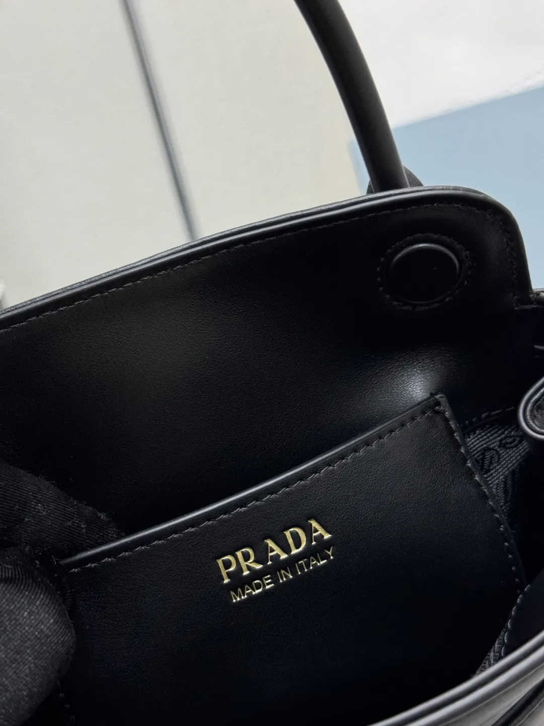 Prada Carry Leather Top-Handle Bag D89011307 — view 9