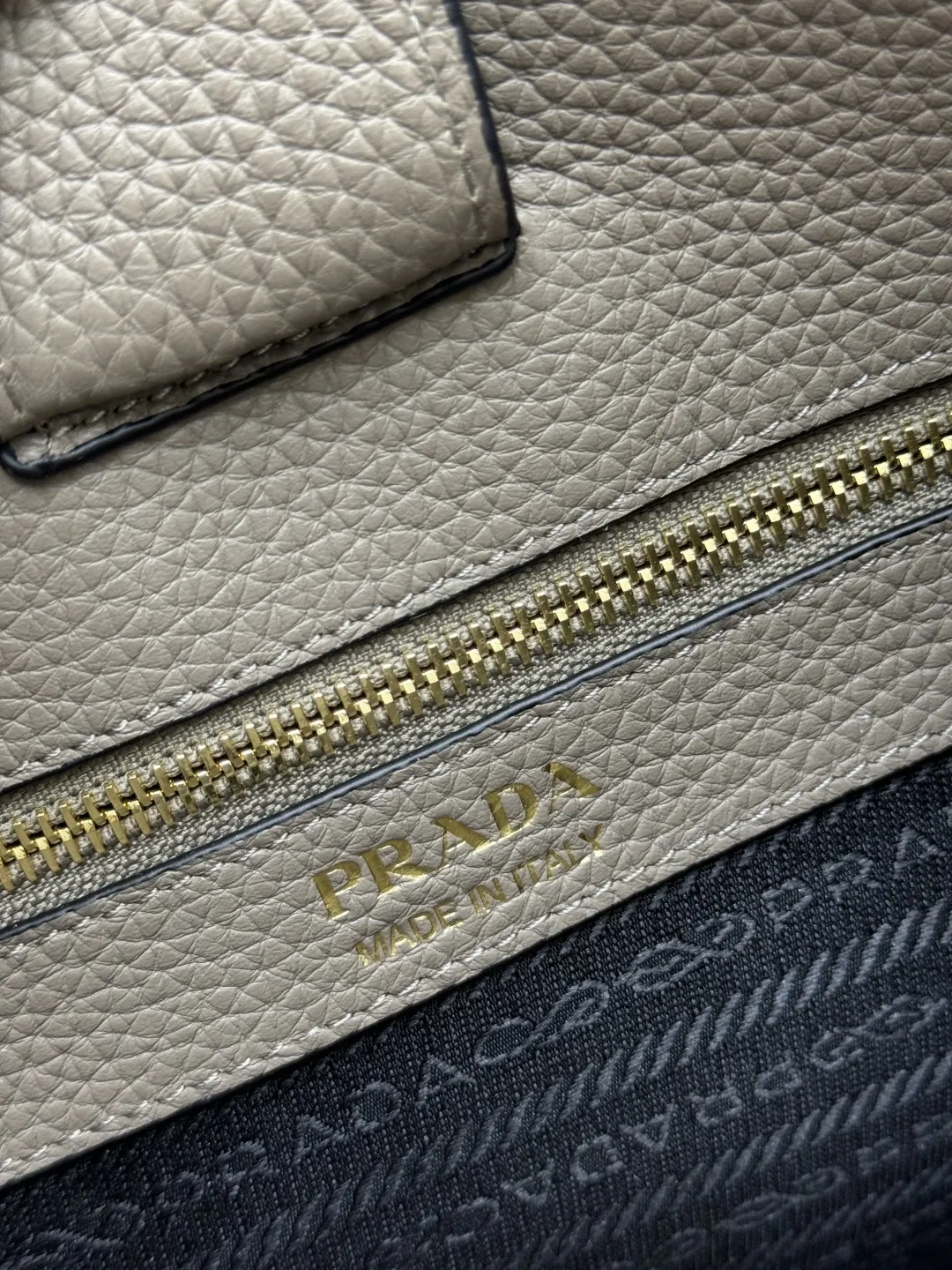 Prada Grained Leather Crossbody Bag with Logo Strap D106011314 — view 9