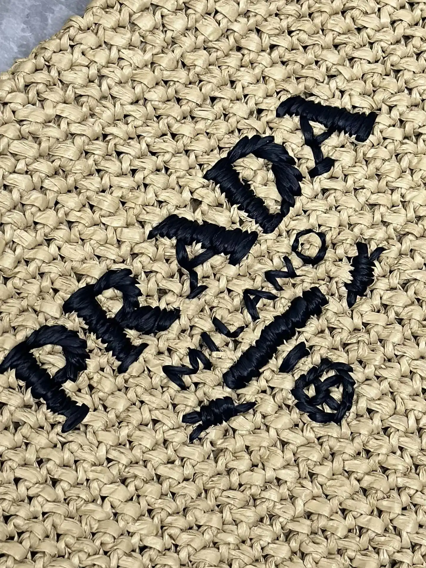 Small Raffia Tote Bag D79011318 — view 5