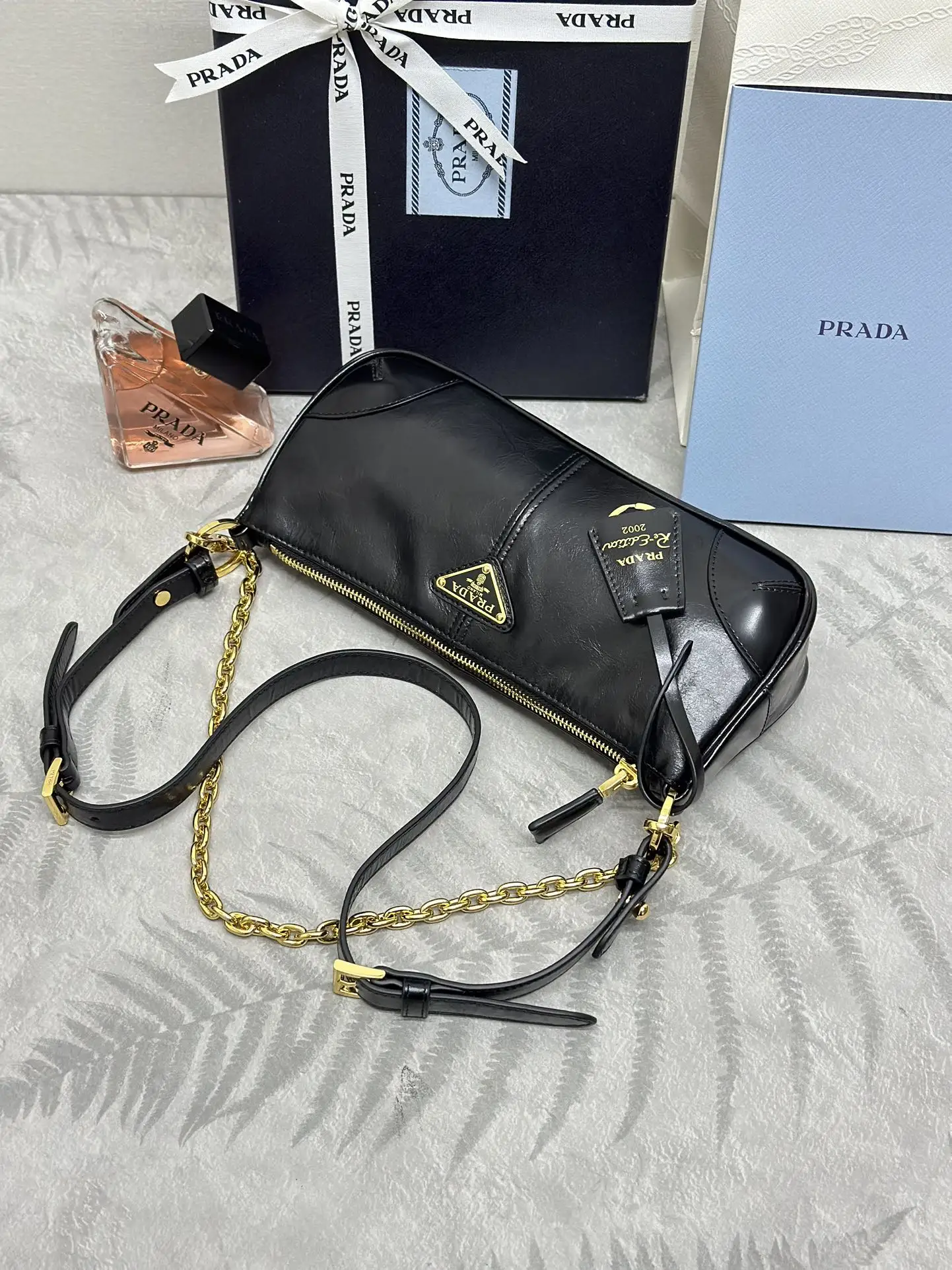 Prada 1BC221 Oiled Leather Shoulder Bag D89011326 — view 4