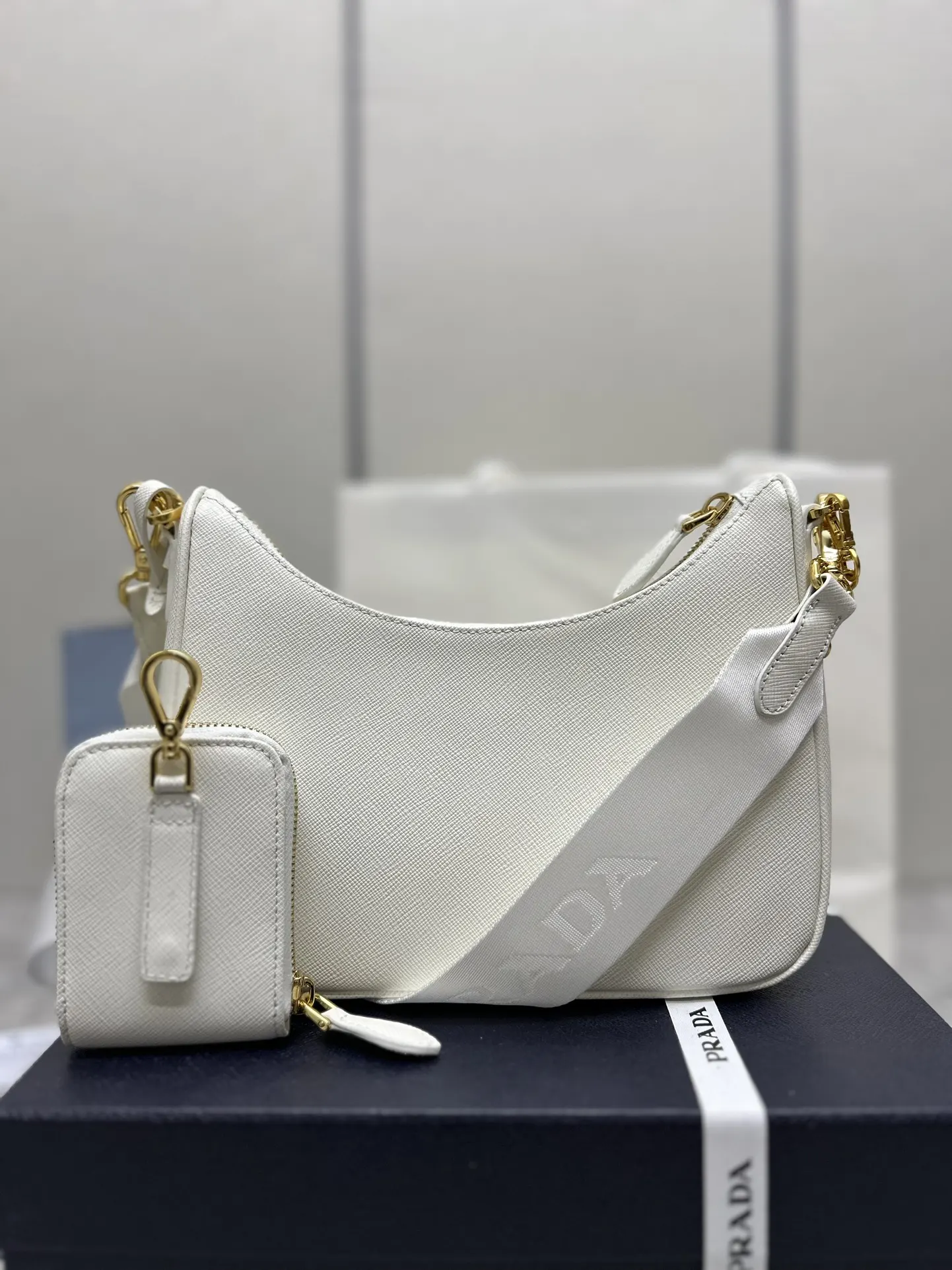 Prada Re-Edition 2005 Saffiano Leather Hobo Bag D89011337 — view 3