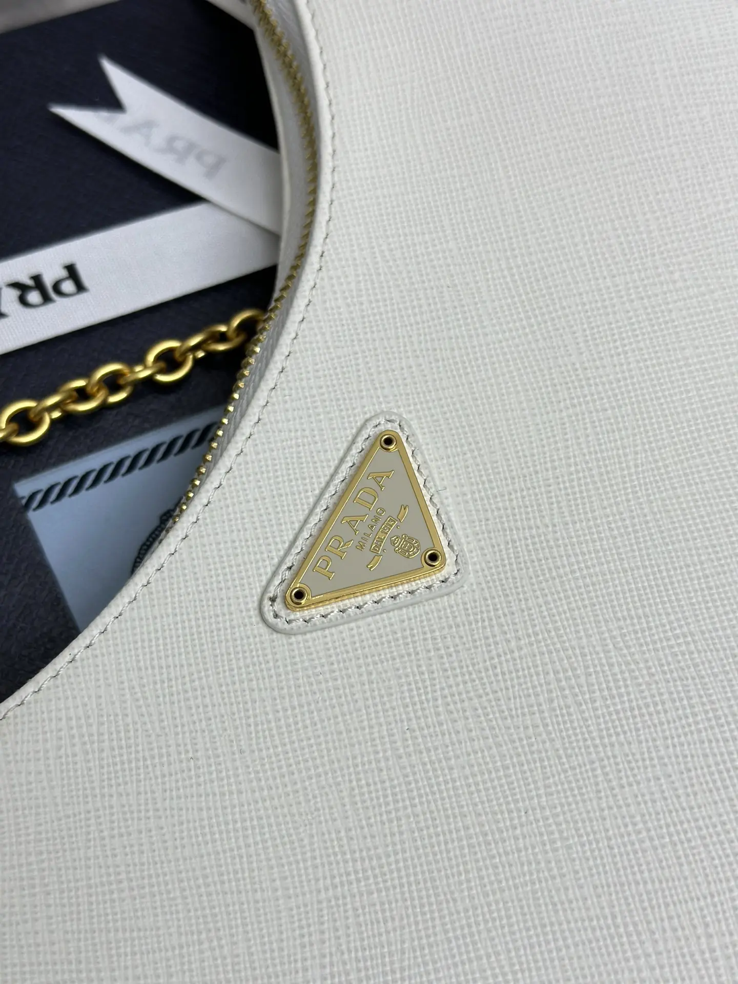 Prada Re-Edition 2005 Saffiano Leather Hobo Bag D89011337 — view 7