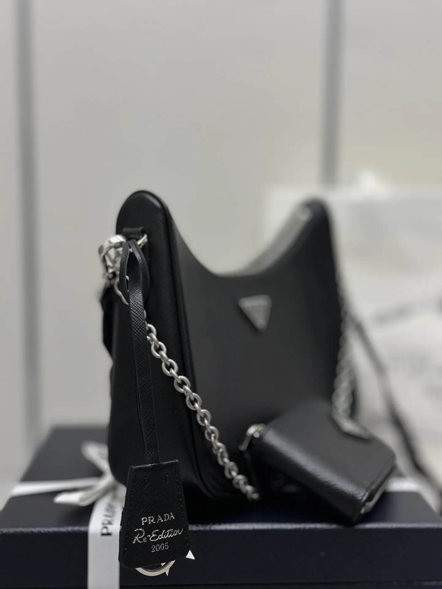 Prada Re-Edition 2005 Saffiano Leather Hobo Bag D87011338 — view 2