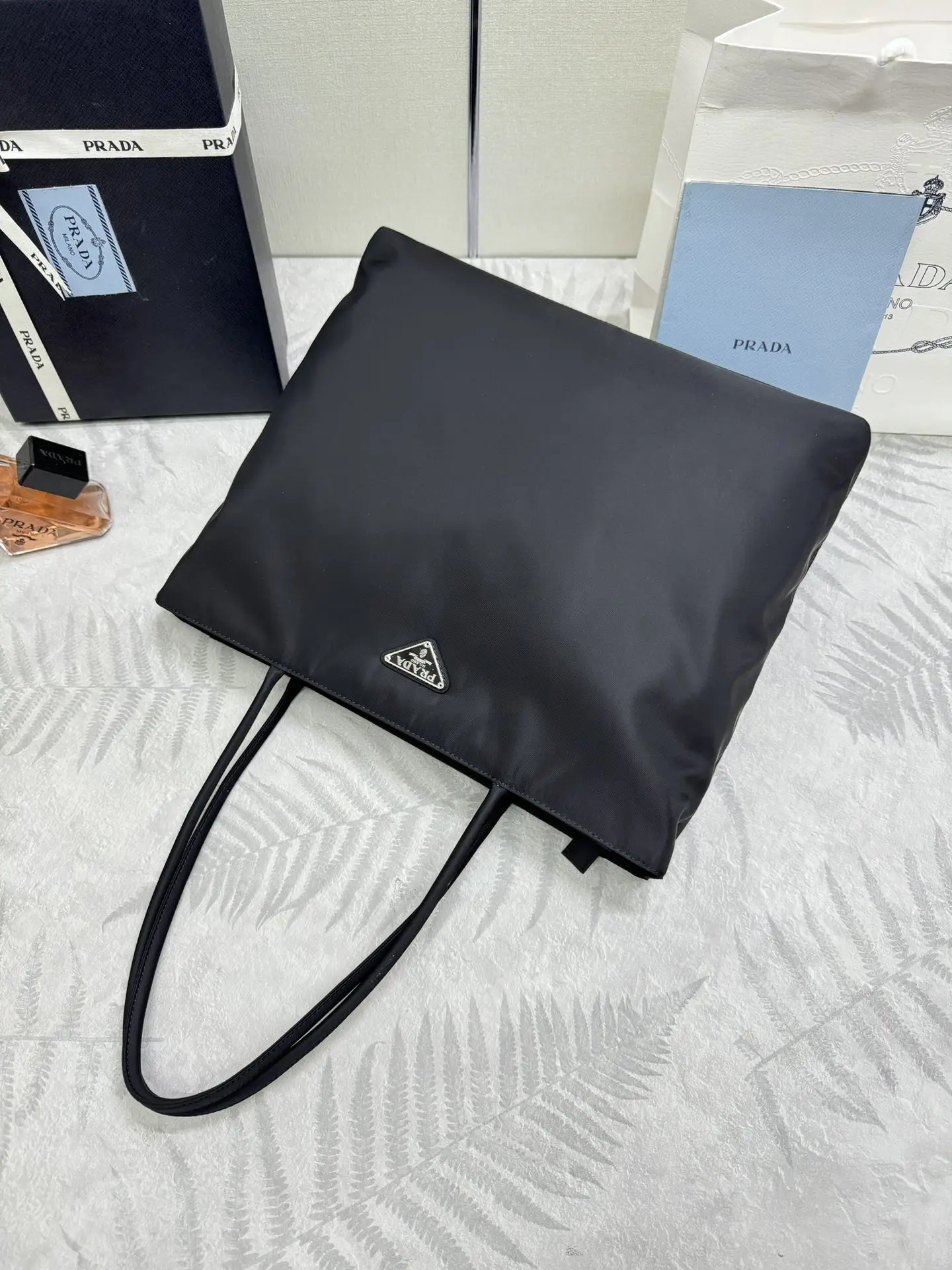 Nylon Triangle Logo Large Tote Bag D61011339 — view 3