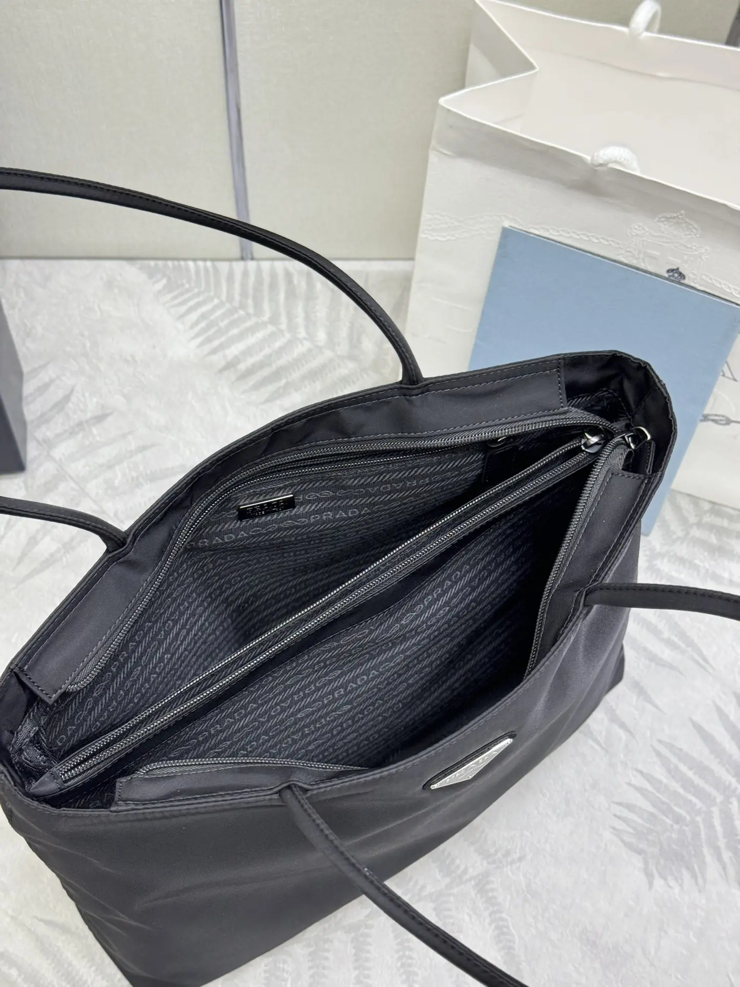 Nylon Triangle Logo Large Tote Bag D61011339 — view 8