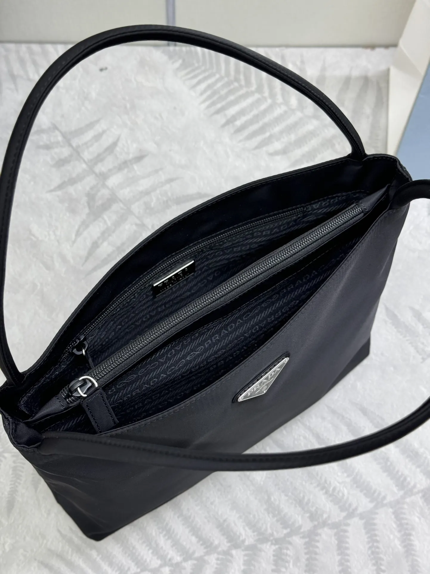 Nylon Medium Tote Bag D54011341 — view 5
