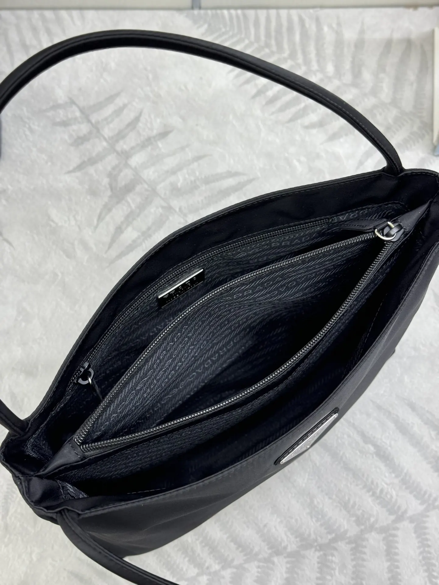 Nylon Medium Tote Bag D54011341 — view 6