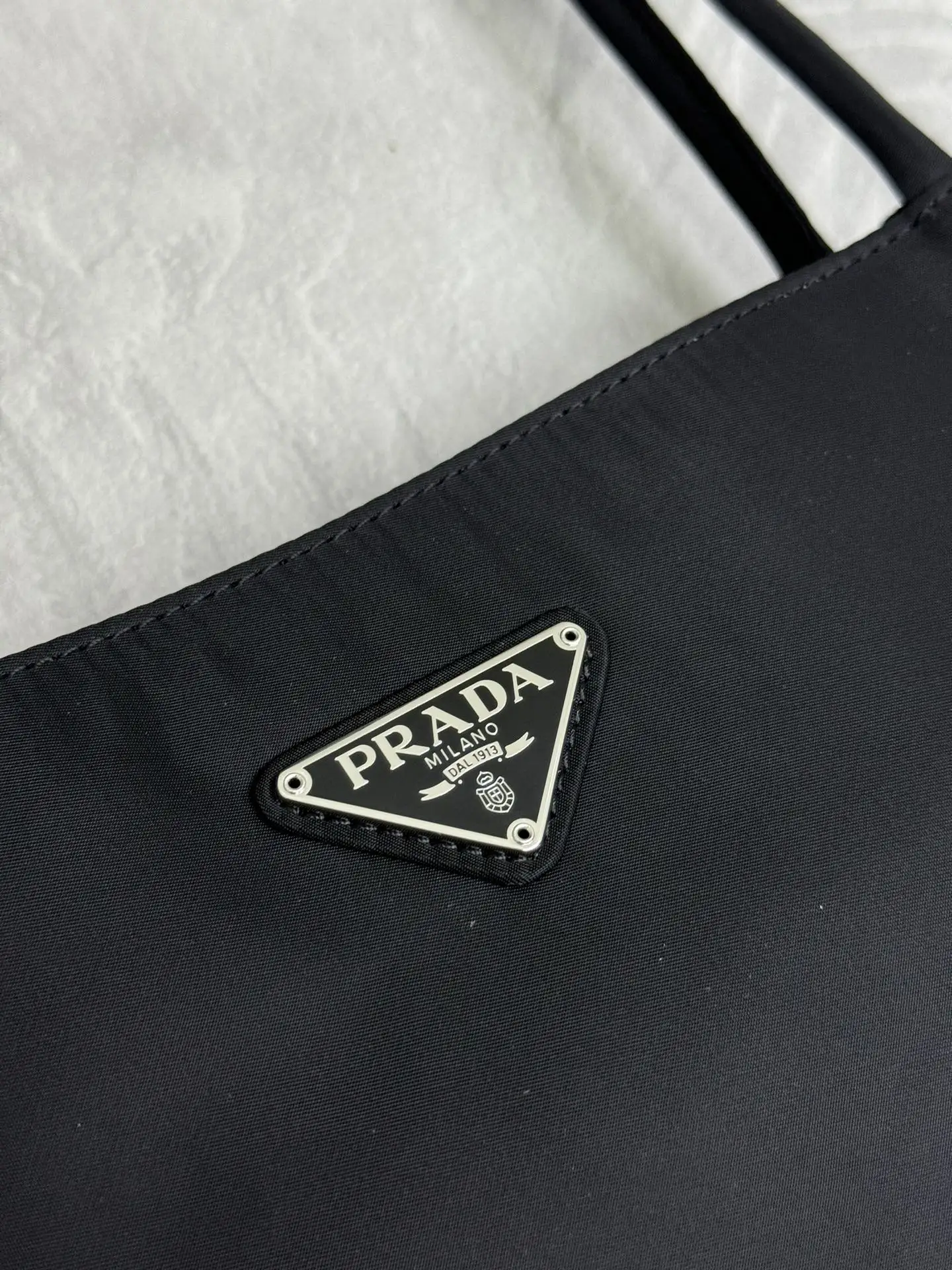 Small Nylon Tote Bag D53011342 — view 6