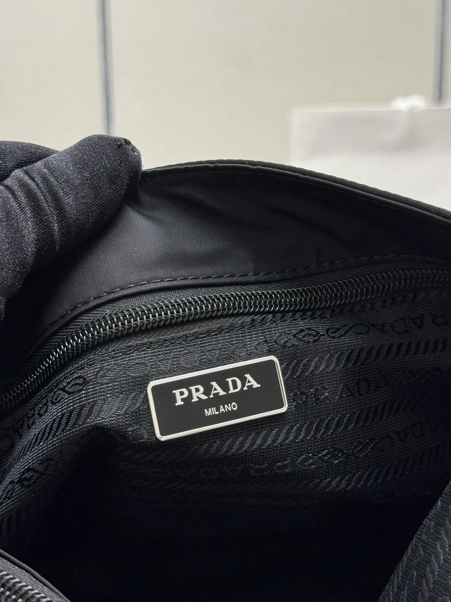 Small Nylon Tote Bag D53011342 — view 8