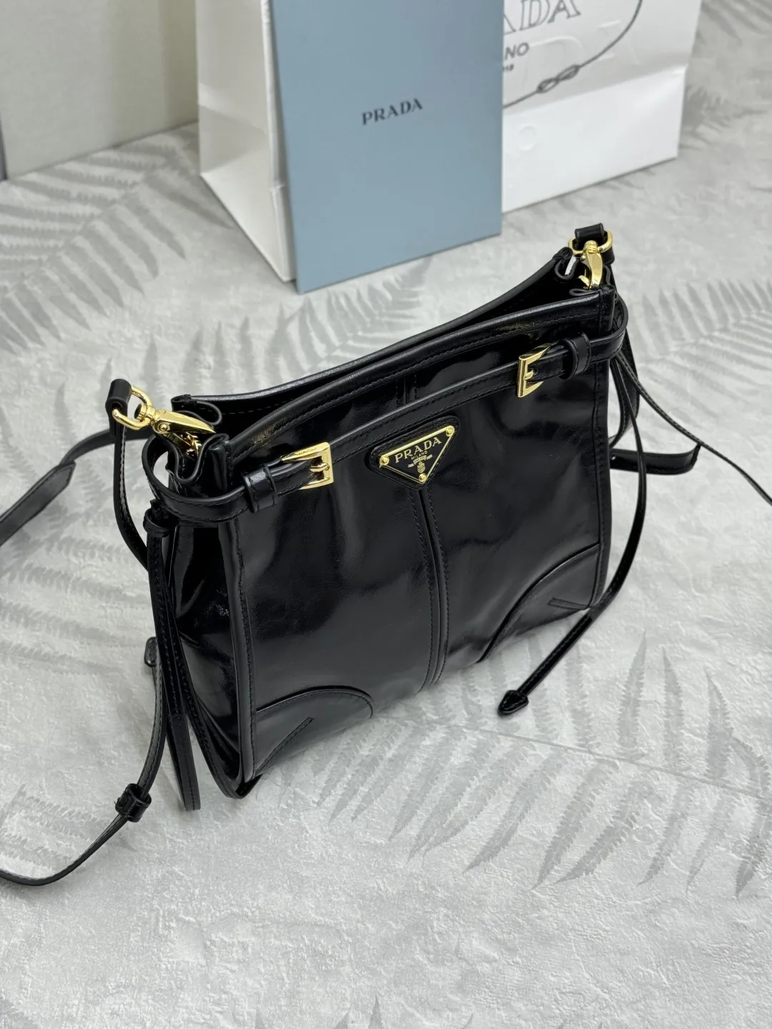 Soft Lux Oiled Leather Top-Handle Crossbody Bag D96011343 — view 4