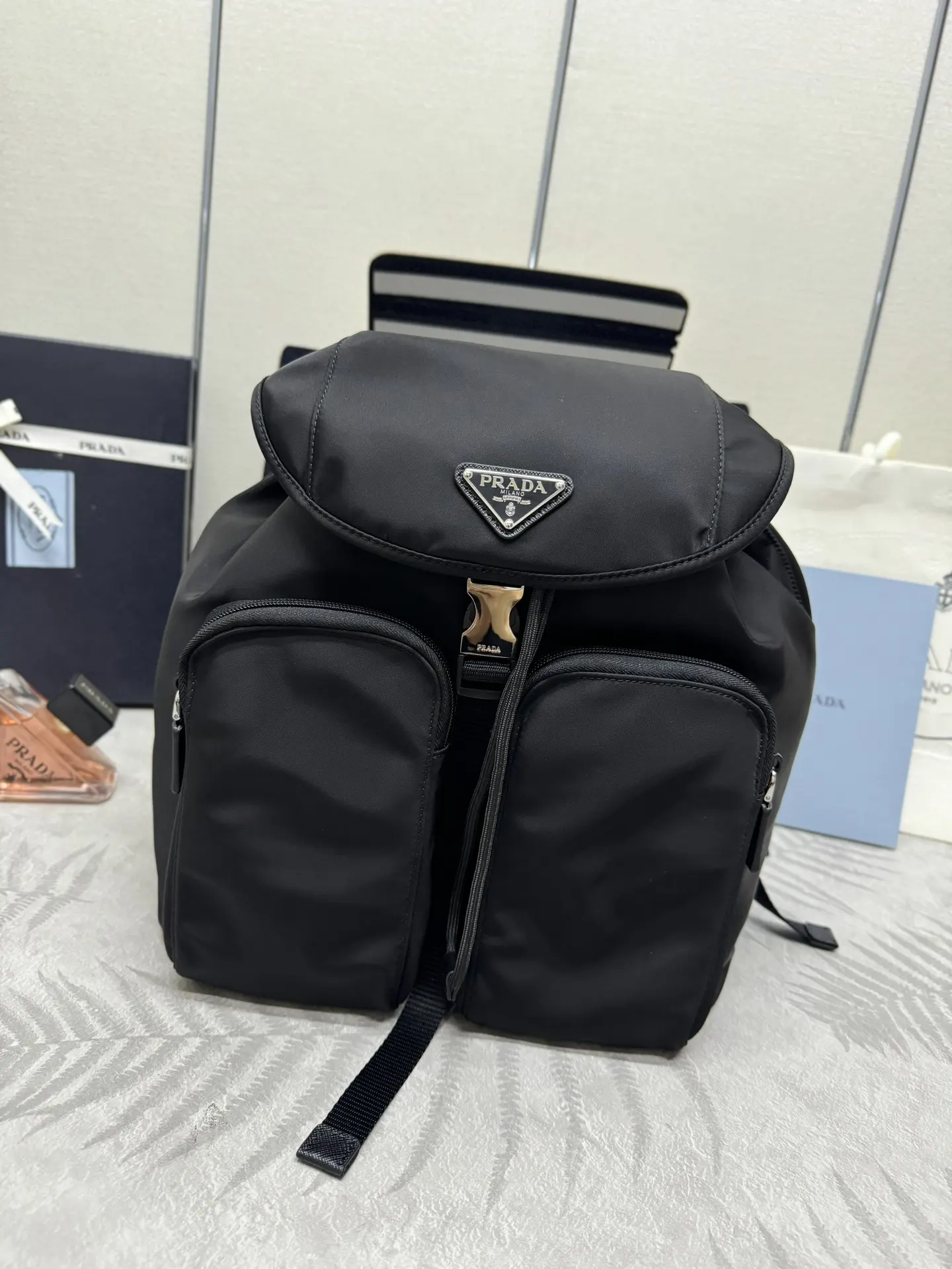 Nylon Backpack with Enamel Logo D63011346 — view 2