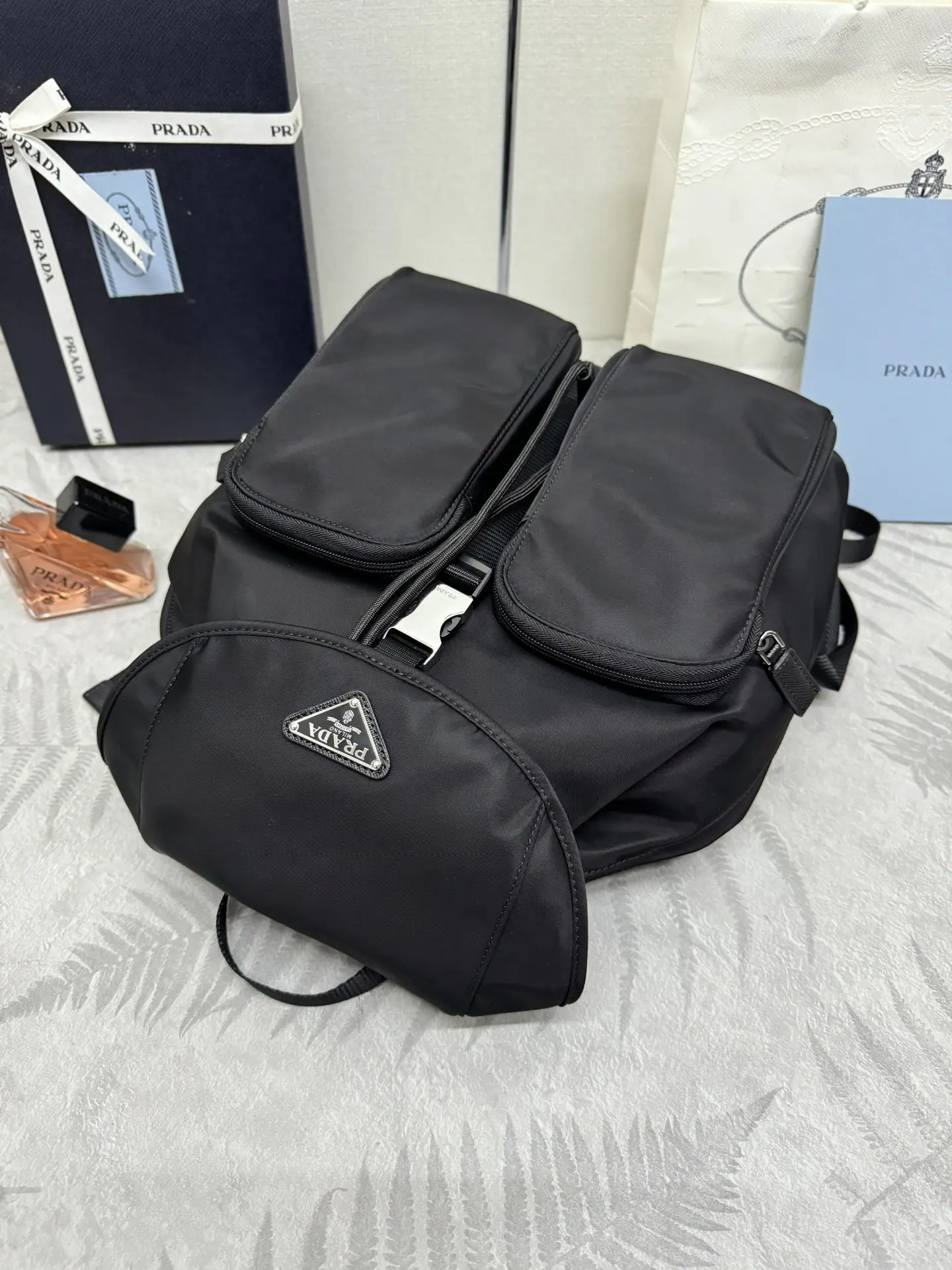 Nylon Backpack with Enamel Logo D63011346 — view 4