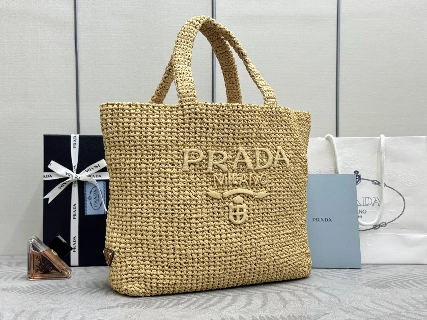 Prada Raffia Large Tote Bag D113011360 — view 3