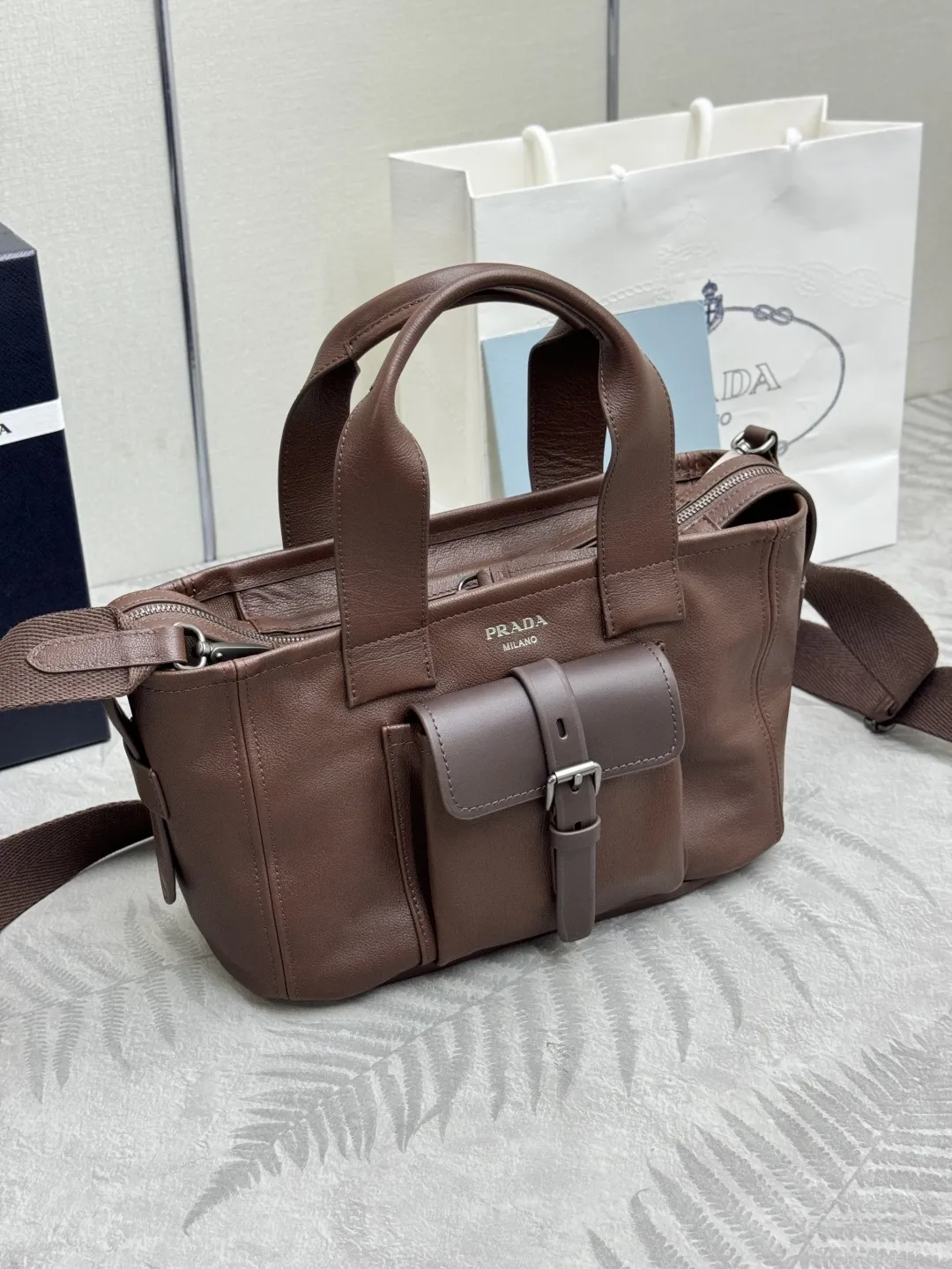Prada Route Leather Tote Bag D109011362 — view 3