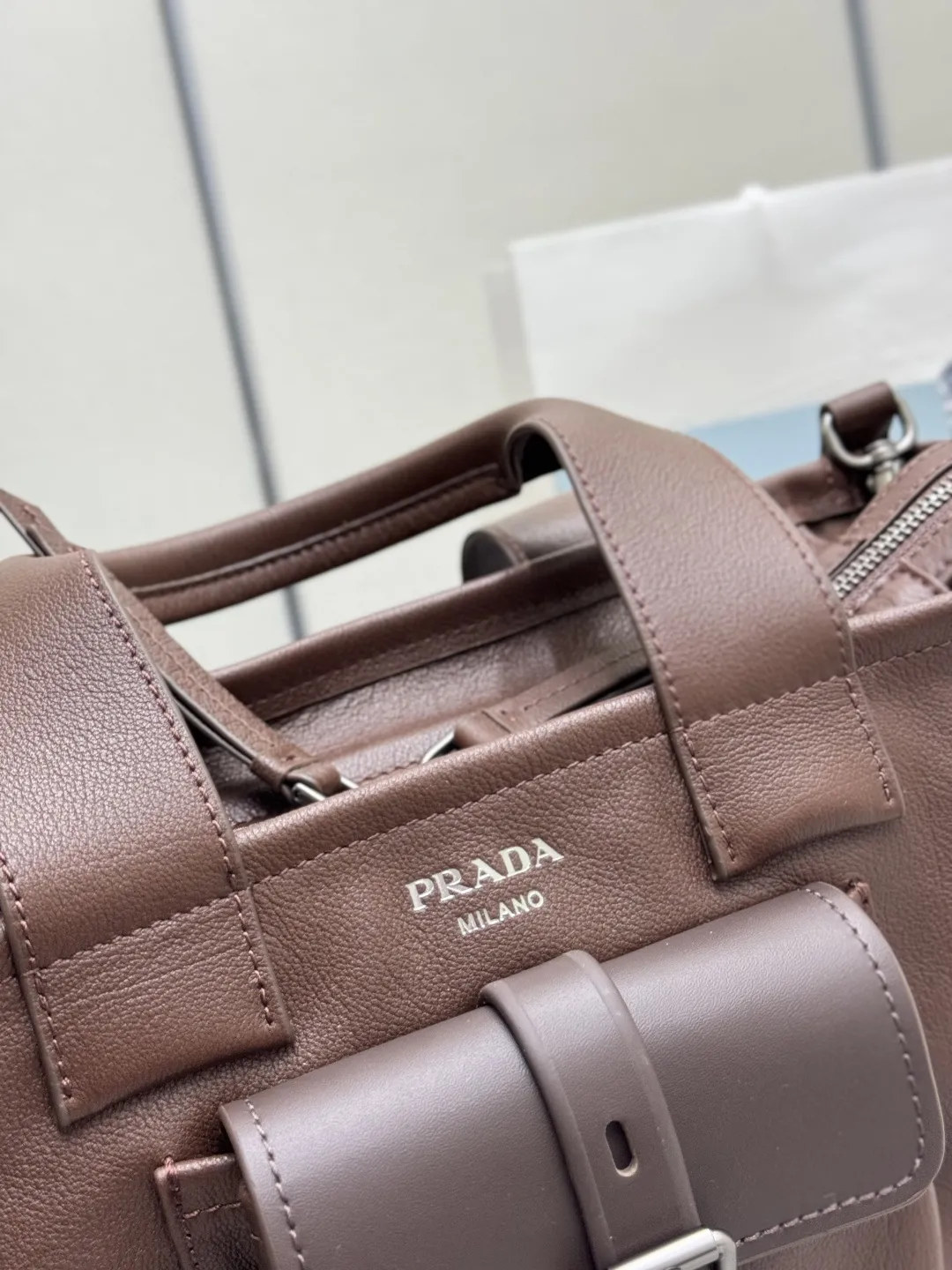 Prada Route Leather Tote Bag D109011362 — view 6