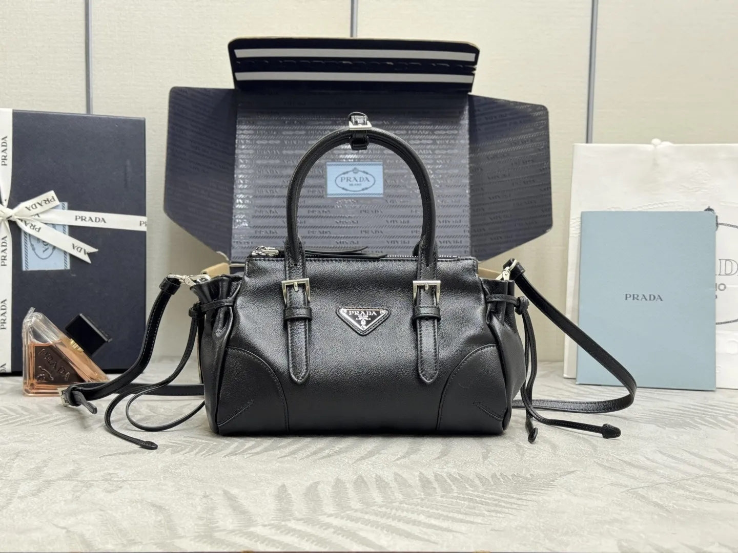 Small Vintage Leather Tote Bag 1BA499 D101011371
